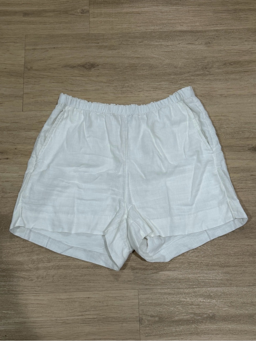 J crew linen soleil shorts. Size XS